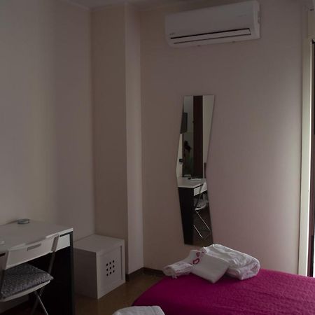 Bed And Breakfast La Volpe Rossa Regalbuto Buitenkant foto