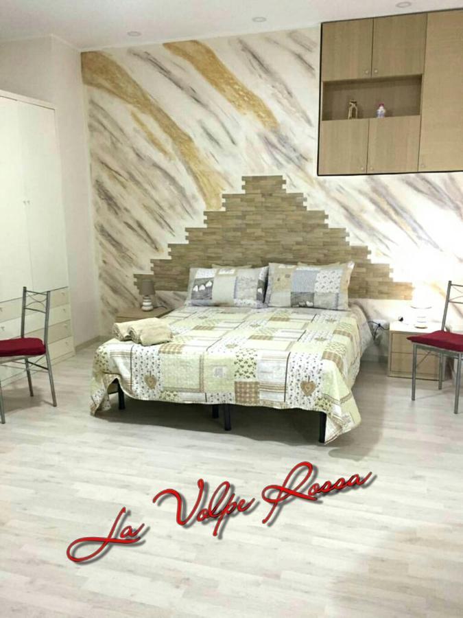 Bed And Breakfast La Volpe Rossa Regalbuto Buitenkant foto